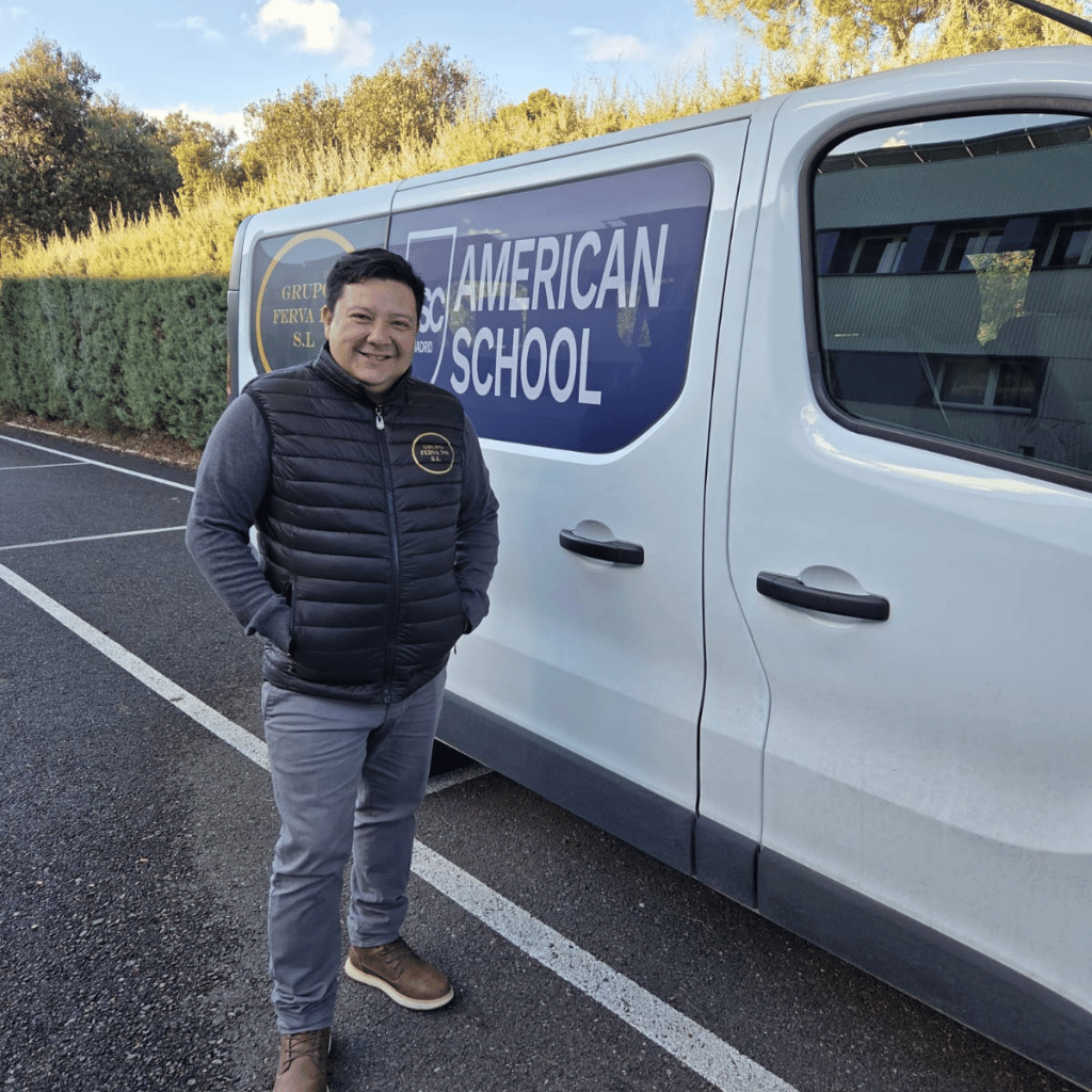 Transporte Transporte seguro para colegios, excursiones y todo tipo de grupos